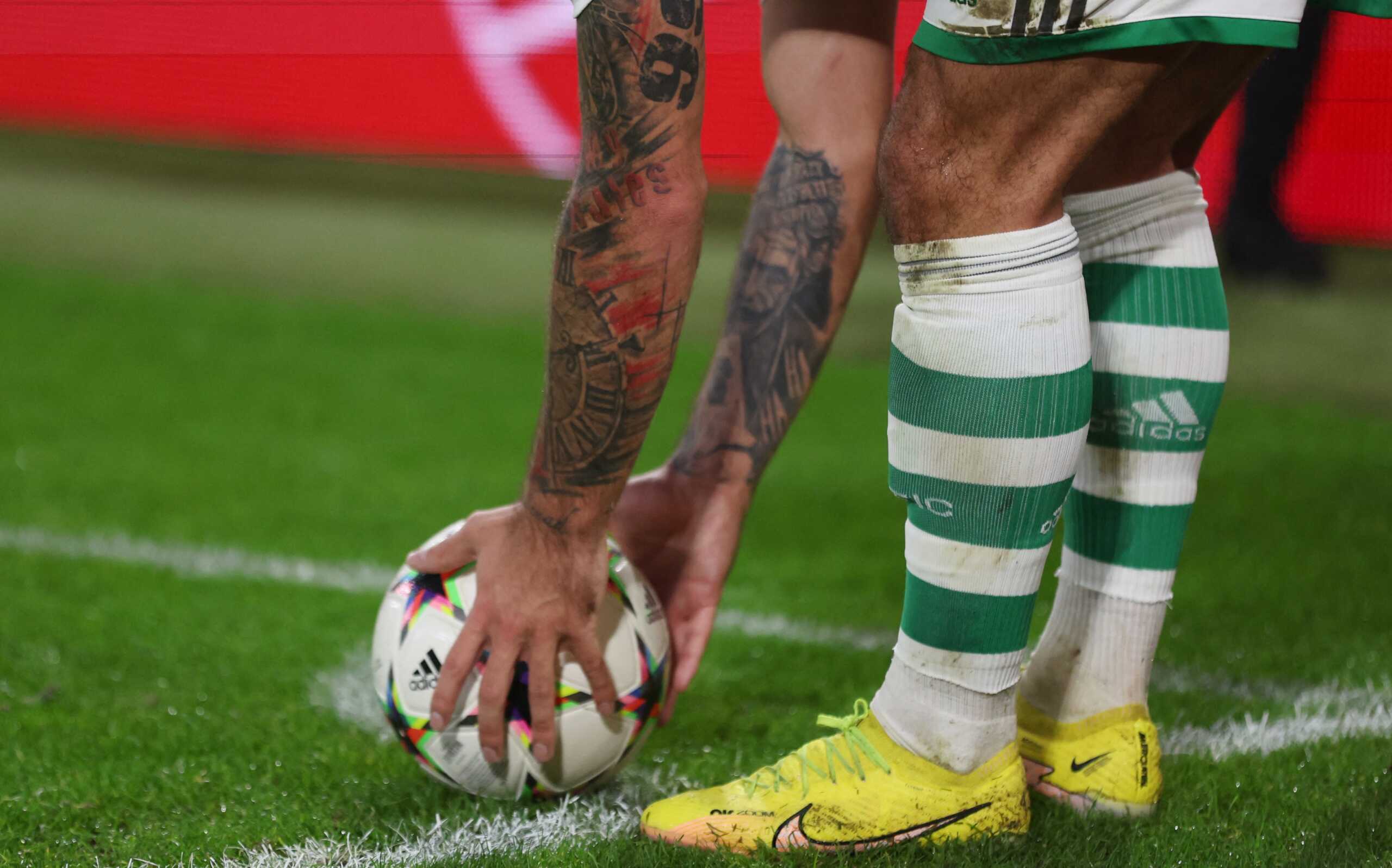 Soccer Football - Champions League - Group F - Celtic v Shakhtar Donetsk - Celtic Park, Glasgow, Scotland, Britain - October 25, 2022 Celtic's Sead Haksabanovic prepares to take a corner kick REUTERS