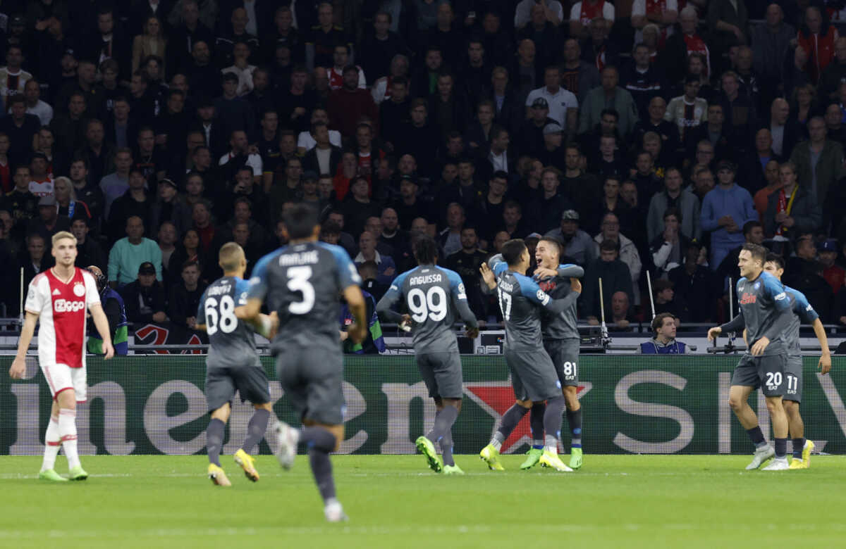 Soccer Football - Champions League - Group A - Ajax Amsterdam v Napoli - Johan Cruijff Arena, Amsterdam, Netherlands - October 4, 2022 Napoli's Giacomo Raspadori celebrates scoring their first goal with teammates REUTERS
