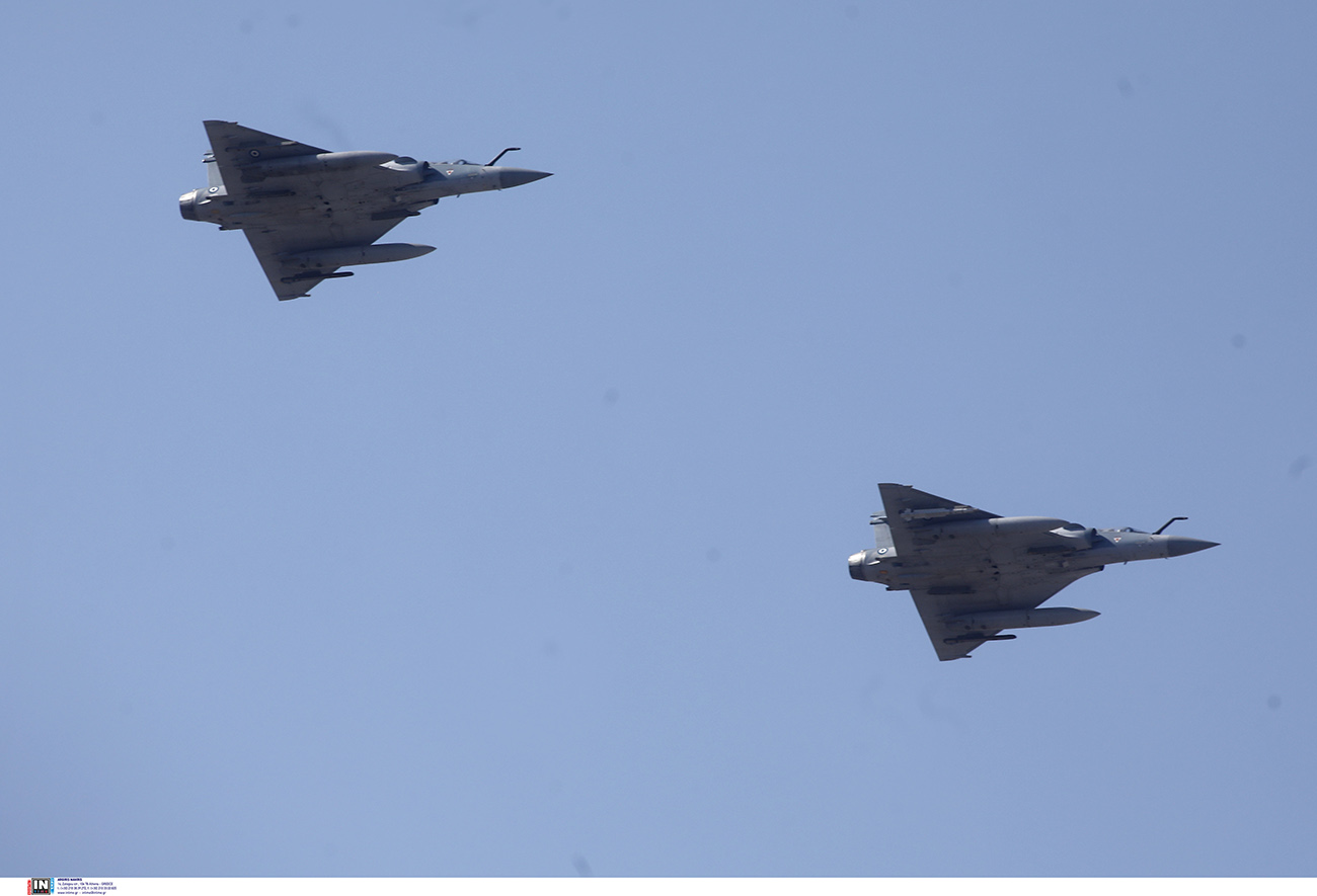 Θεσσαλονίκη: «Γέμισε» Rafale, Mirage και ελικόπτερα ο ουρανός για την παρέλαση της 28ης Οκτωβρίου