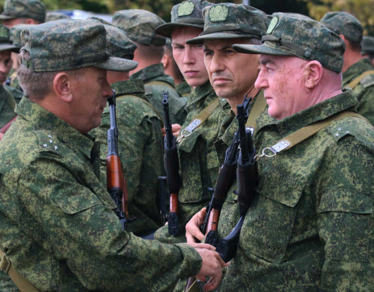 Η Ρωσία εξαρτάται ακόμα από τους μισθοφόρους στον πόλεμο που έχει εξαπολύσει κατά της Ουκρανίας λέει η Βρετανία