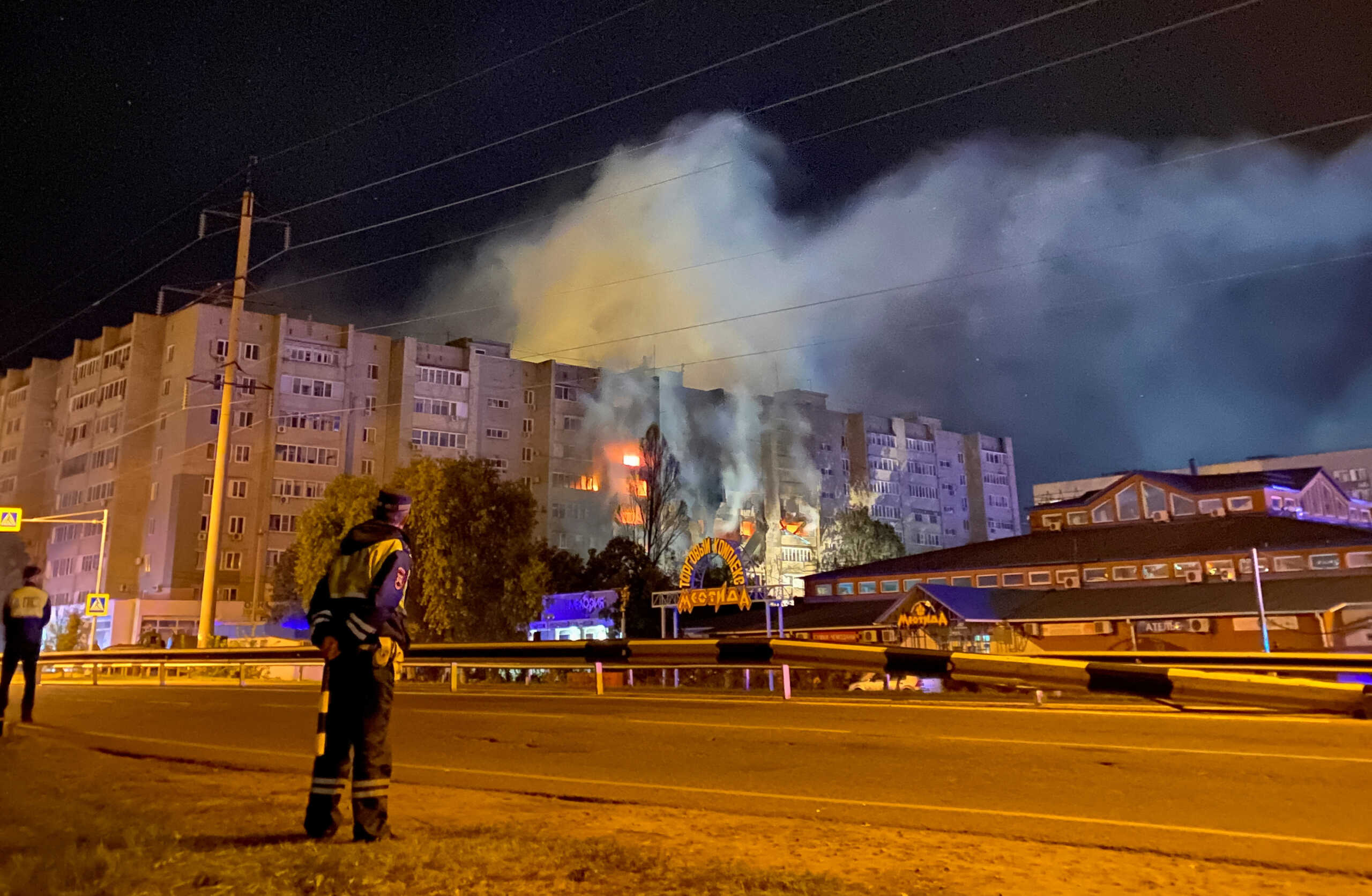 Ρωσία: 13 οι νεκροί από τη συντριβή Sukhoi σε πολυκατοικία – Τρία παιδιά ανάμεσα στα θύματα