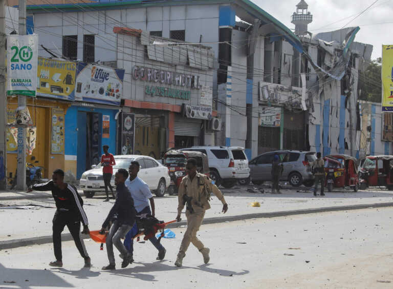 Διπλή επίθεση αυτοκτονίας στη Σομαλία - Τουλάχιστον 9 νεκροί