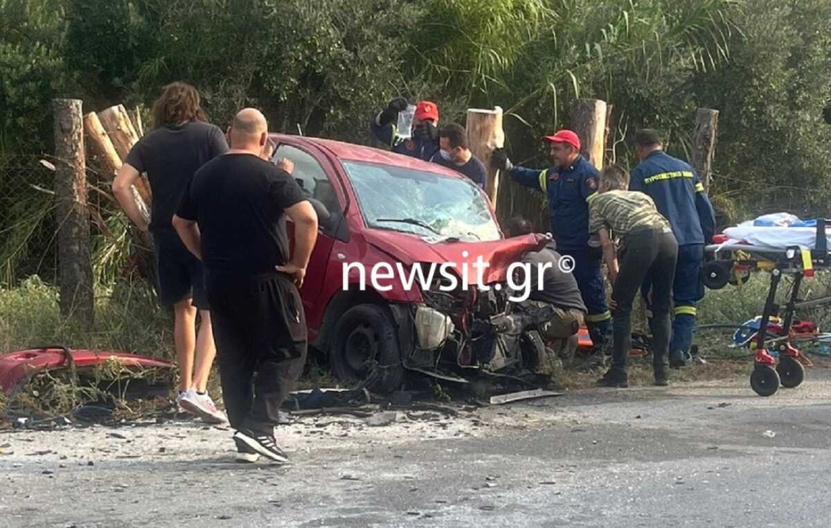Θεσσαλονίκη: Σοβαρό τροχαίο με δυο τραυματίες – Μια γυναίκα έχει εγκλωβιστεί στο αυτοκίνητο