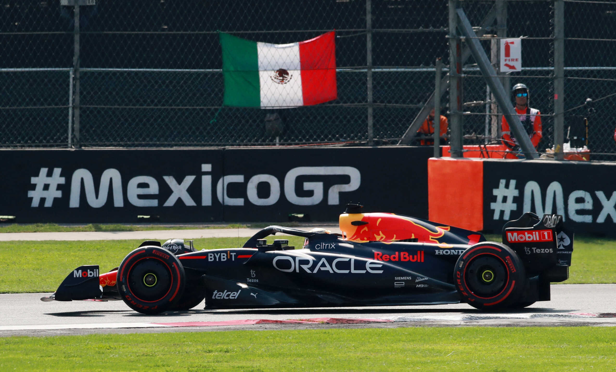 Formula One F1 - Mexico City Grand Prix - Autodromo Hermanos Rodriguez, Mexico City, Mexico - October 30, 2022 Red Bull's Max Verstappen in action after the start of the race REUTERS