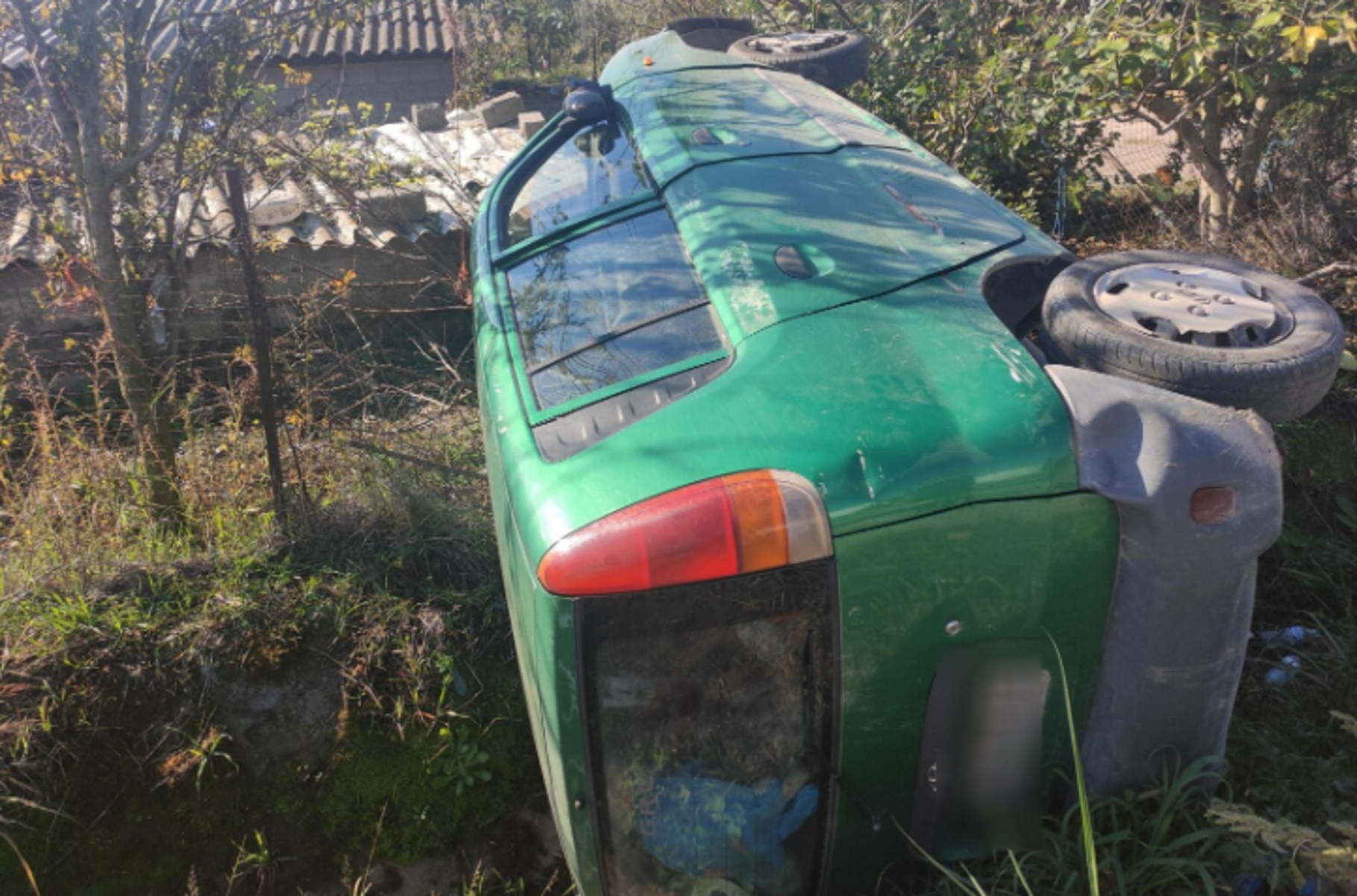 Αγρίνιο: Τροχαίο εξαιτίας φτερνίσματος του οδηγού – Ξαφνικά του έφυγε το τιμόνι από τα χέρια
