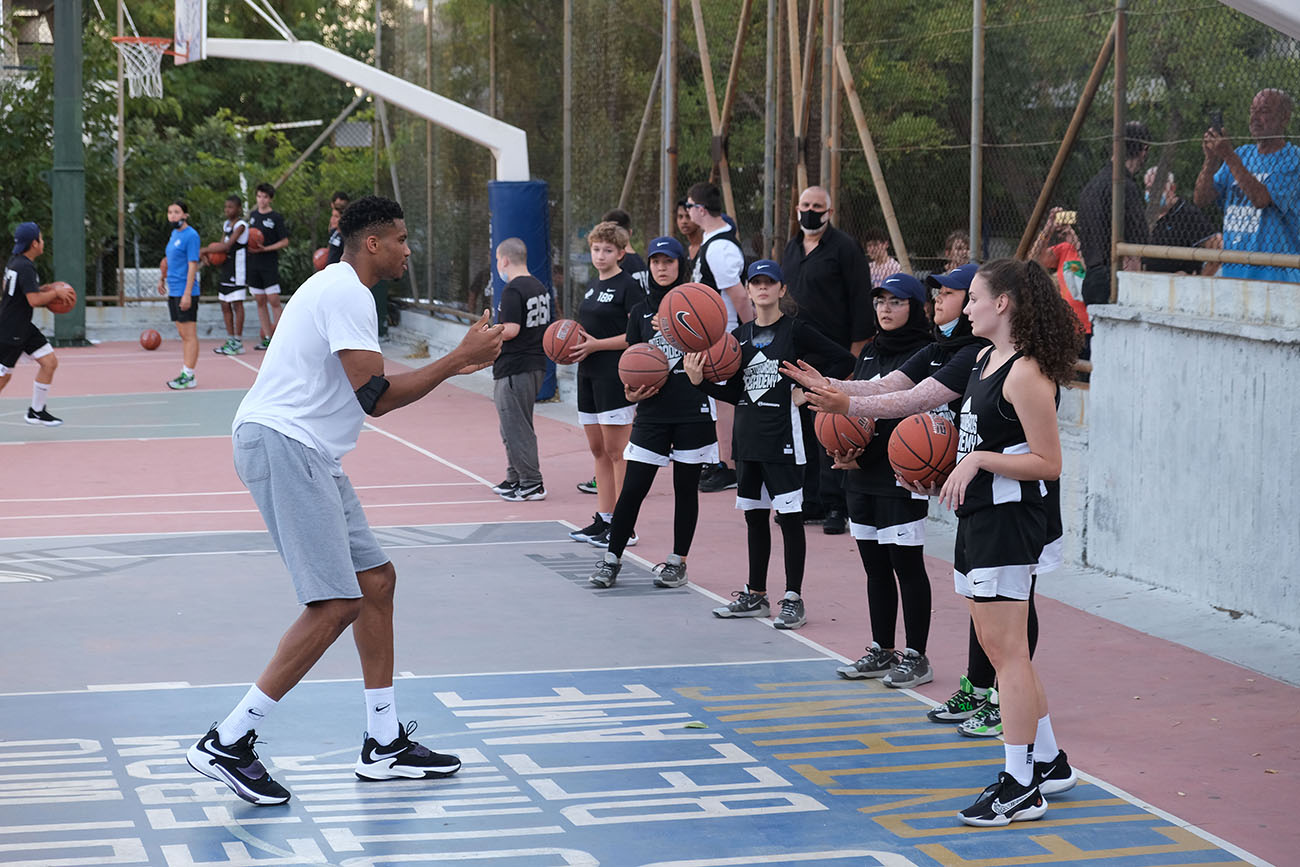 AntetokounBros Academy: Κάνε το επόμενο άλμα