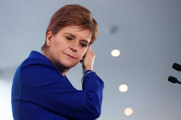 Αθώα δηλώνει η πρώην πρωθυπουργός της Σκωτίας Νίκολα Στέρτζον - Αφέθηκε ελεύθερη