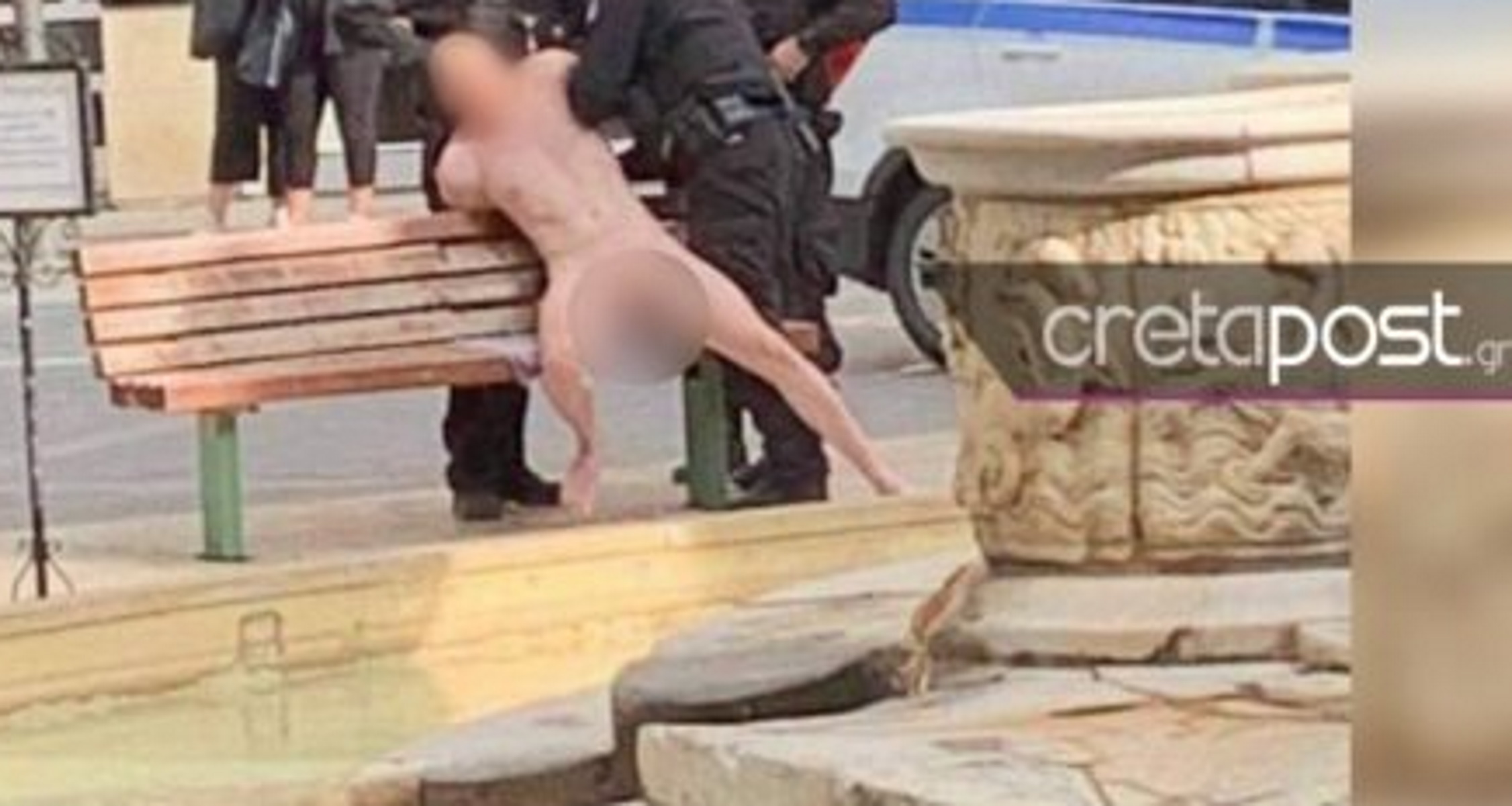 Ηράκλειο: Γυμνός σαν άλλος Αδάμ στο κέντρο της πόλης – Έκοβε βόλτες σαν να μην τρέχει τίποτα