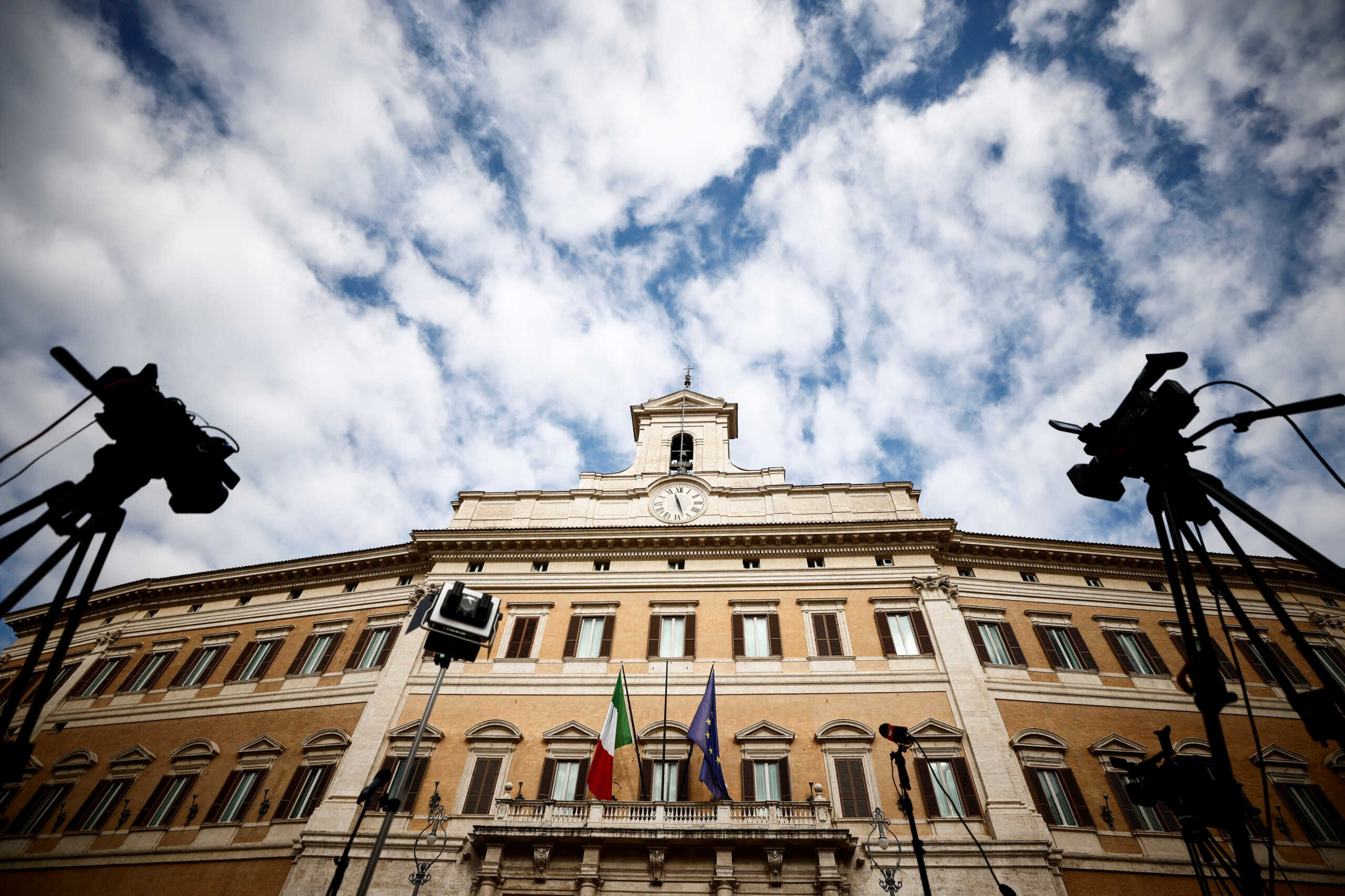 FILE PHOTO: Cameras are set up outside Montecitorio Palace, the lower house of Parliament, as the voting to elect the country's new President continues, in Rome, Italy January 28, 2022. REUTERS