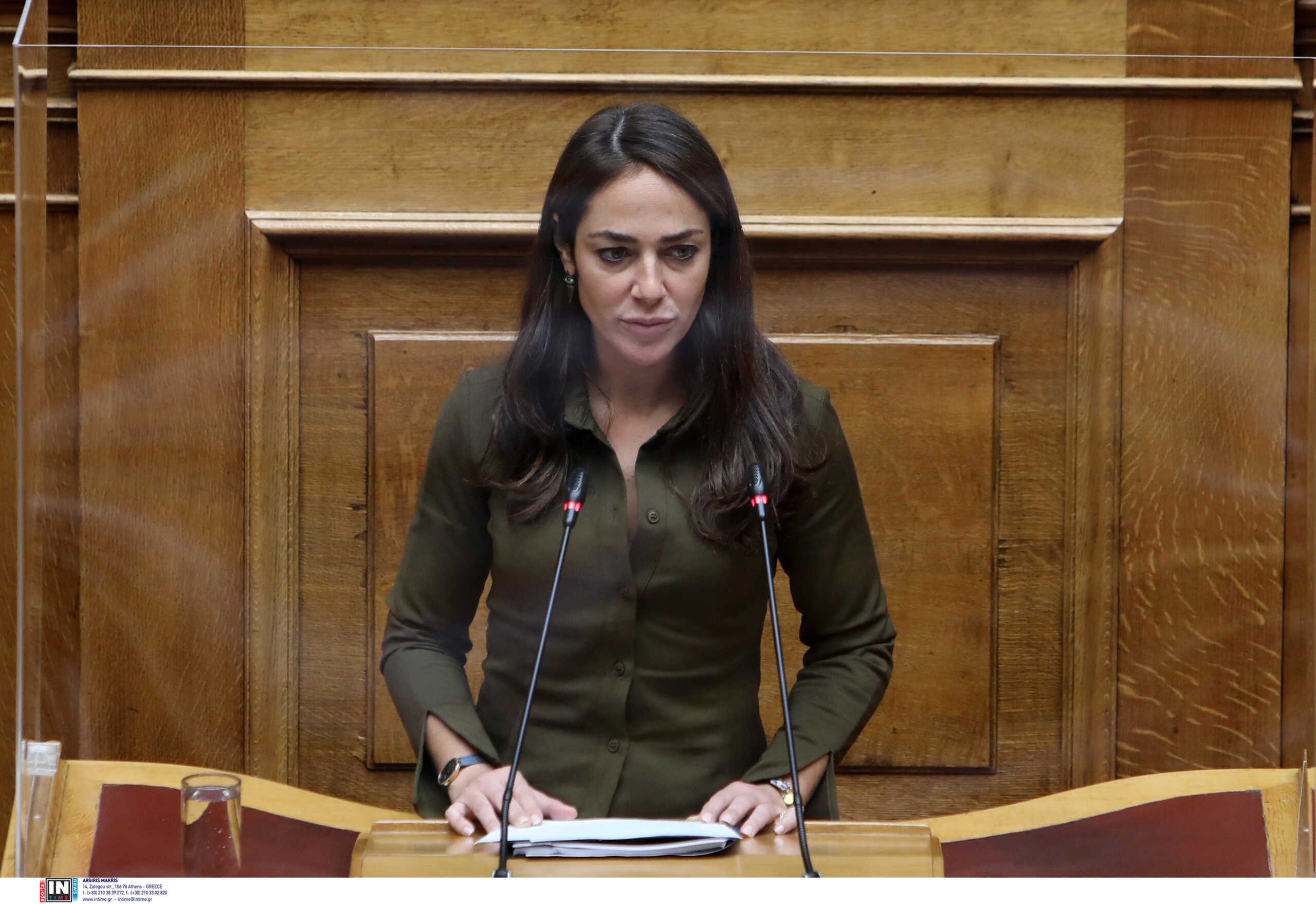 ÓõæÞôçóç êáé øÞöéóç ôïõ ó÷åäßïõ íüìïõ ôïõ Õðïõñãåßïõ Åñãáóßáò êáé Êïéíùíéêþí ÕðïèÝóåùí «Åîïñèïëïãéóìüò áóöáëéóôéêÞò êáé óõíôáîéïäïôéêÞò íïìïèåóßáò, åíßó÷õóç åõÜëùôùí êïéíùíéêþí ïìÜäùí êáé Üëëåò äéáôÜîåéò».