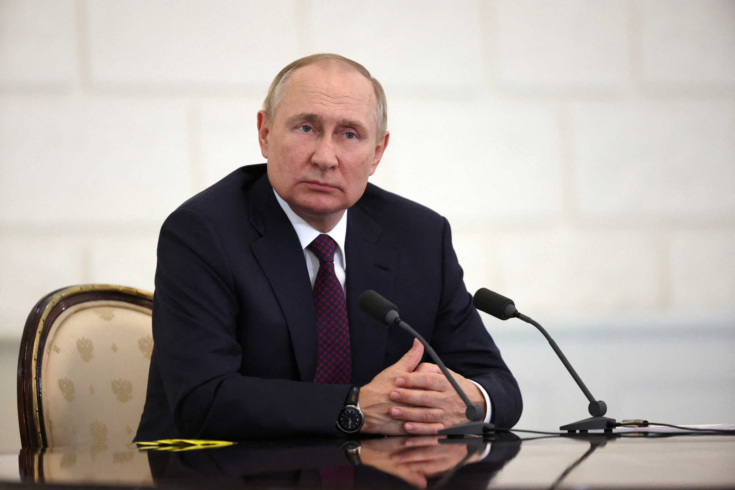 Russia's President Vladimir Putin attends a news conference after trilateral meeting with Azerbaijan's President Ilham Aliyev and Armenia's Prime Minister Nikol Pashinyan in Sochi, Russia October 31, 2022.  Sputnik