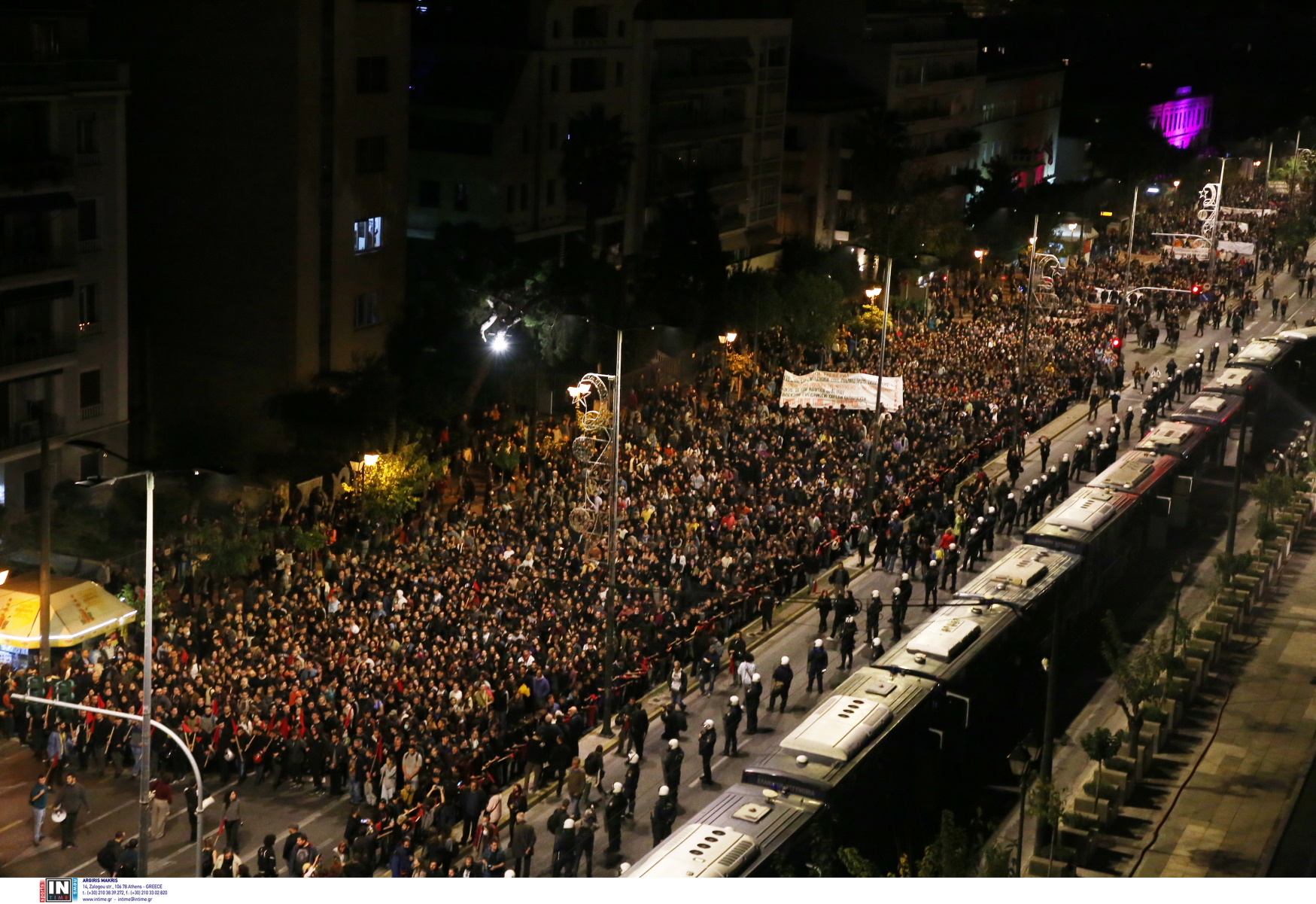 Πολυτεχνείο: Ολοκληρώθηκε η πορεία – Άνοιξαν δρόμοι και σταθμοί Μετρό