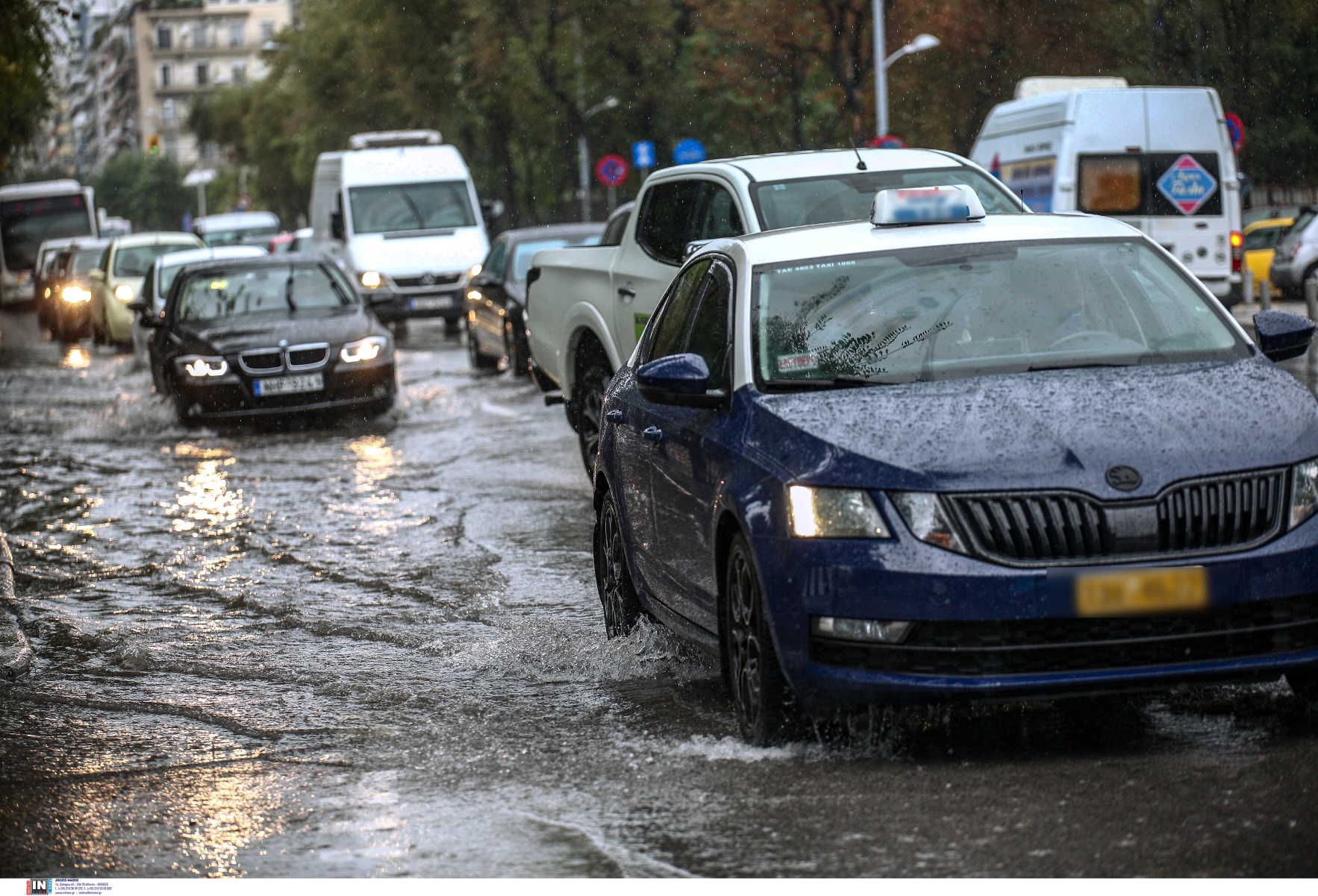 Καιρός σήμερα: Άστατος με βροχές και καταιγίδες – Πού θα ρίξει χιόνι