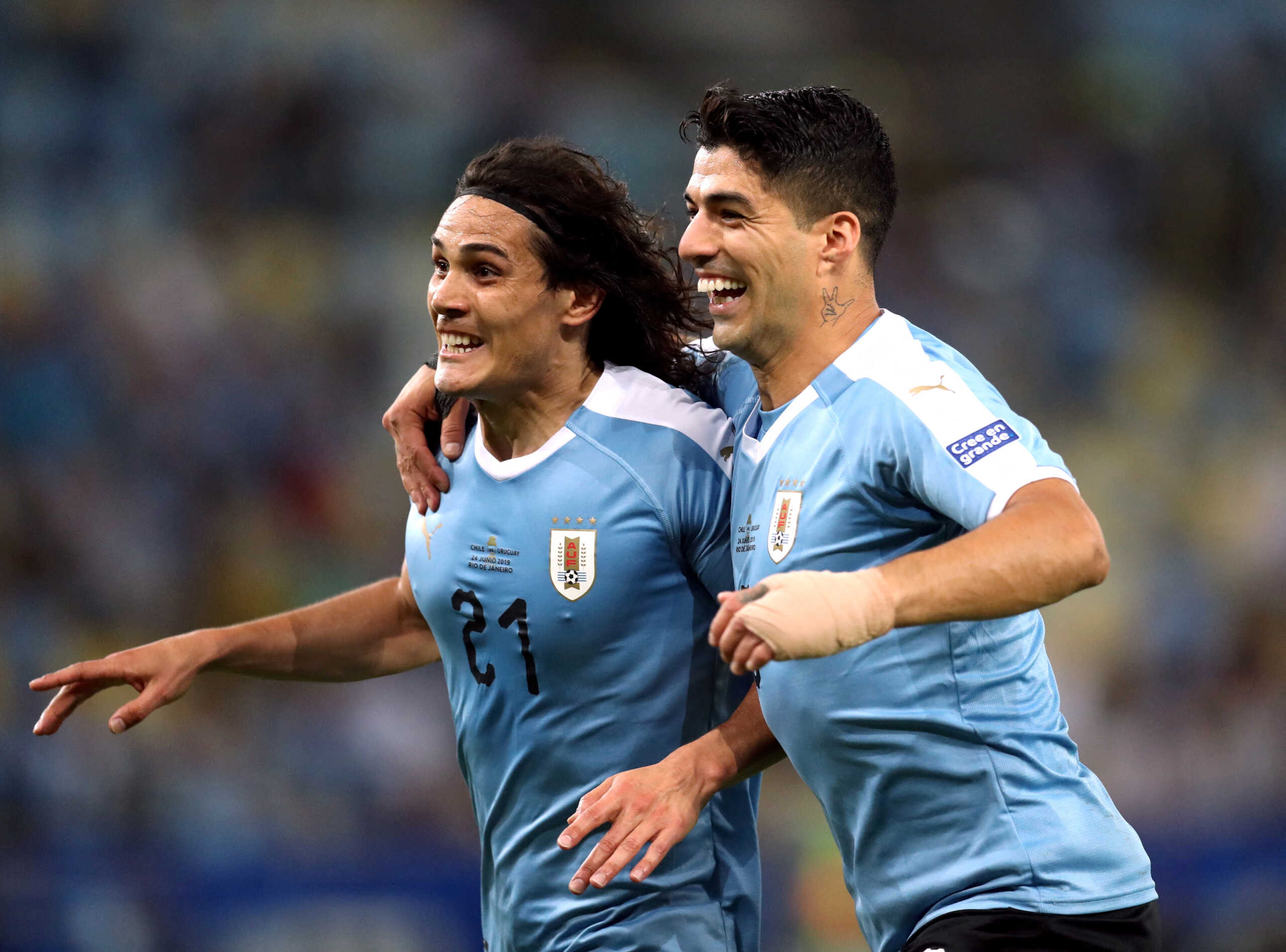 FILE PHOTO: Soccer Football - Copa America Brazil 2019 - Group C - Chile v Uruguay - Maracana Stadium, Rio de Janeiro, Brazil - June 24, 2019   Uruguay's Edinson Cavani celebrates scoring their first goal with Luis Suarez                        REUTERS