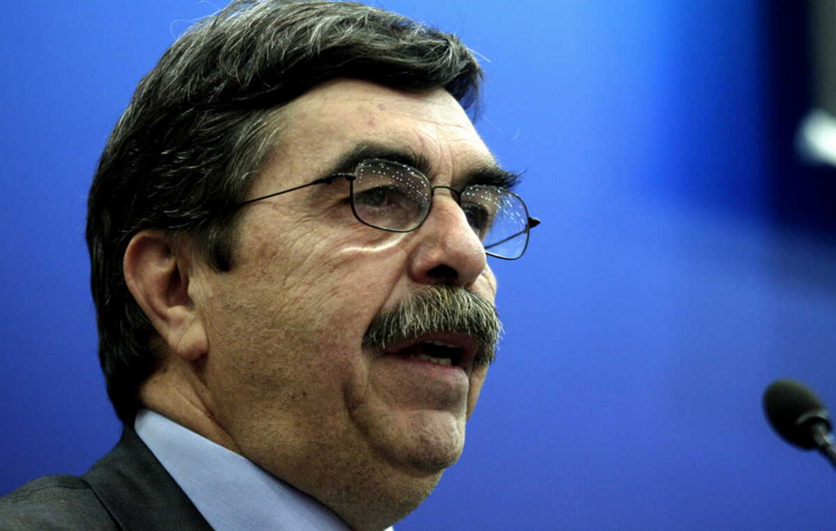 Ο Πρόεδρος και Γενικός Διευθυντής του Αθηναϊκού Πρακτορείου Ειδήσεων Αντώνης Σκυλλάκος μιλά κατά τη διάρκεια της ημερίδας "Ενημέρωση και Νέα Μέσα" στο Συνεδριακό Κέντρο Τύπου της Γενικής Γραμματείας Μέσων Ενημέρωσης - Γενικής Γραμματείας Ενημέρωσης και Επικοινωνίας, Αθήνα, την Πέμπτη 25 Απριλίου 2013. Η ημερίδα έλαβε χώρα υπό την αιγίδα της Γενικής Γραμματείας Μέσων Ενημέρωσης - Γενικής Γραμματείας Ενημέρωσης και Επικοινωνίας. ΑΠΕ-ΜΠΕ