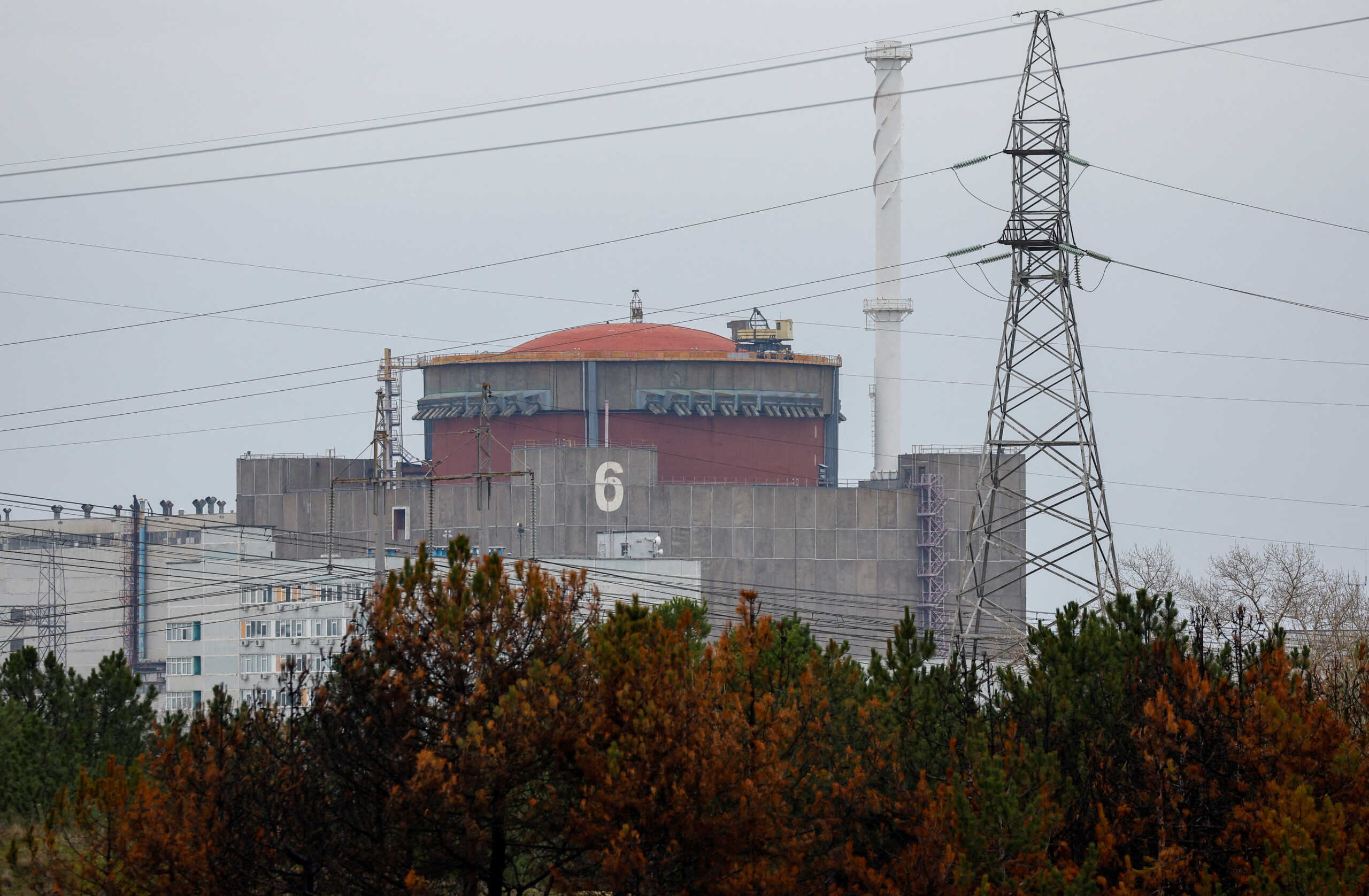 Ουκρανία: Ο πυρηνικός σταθμός της Ζαπορίζια επανασυνδέθηκε με το δίκτυο ηλεκτροδότησης