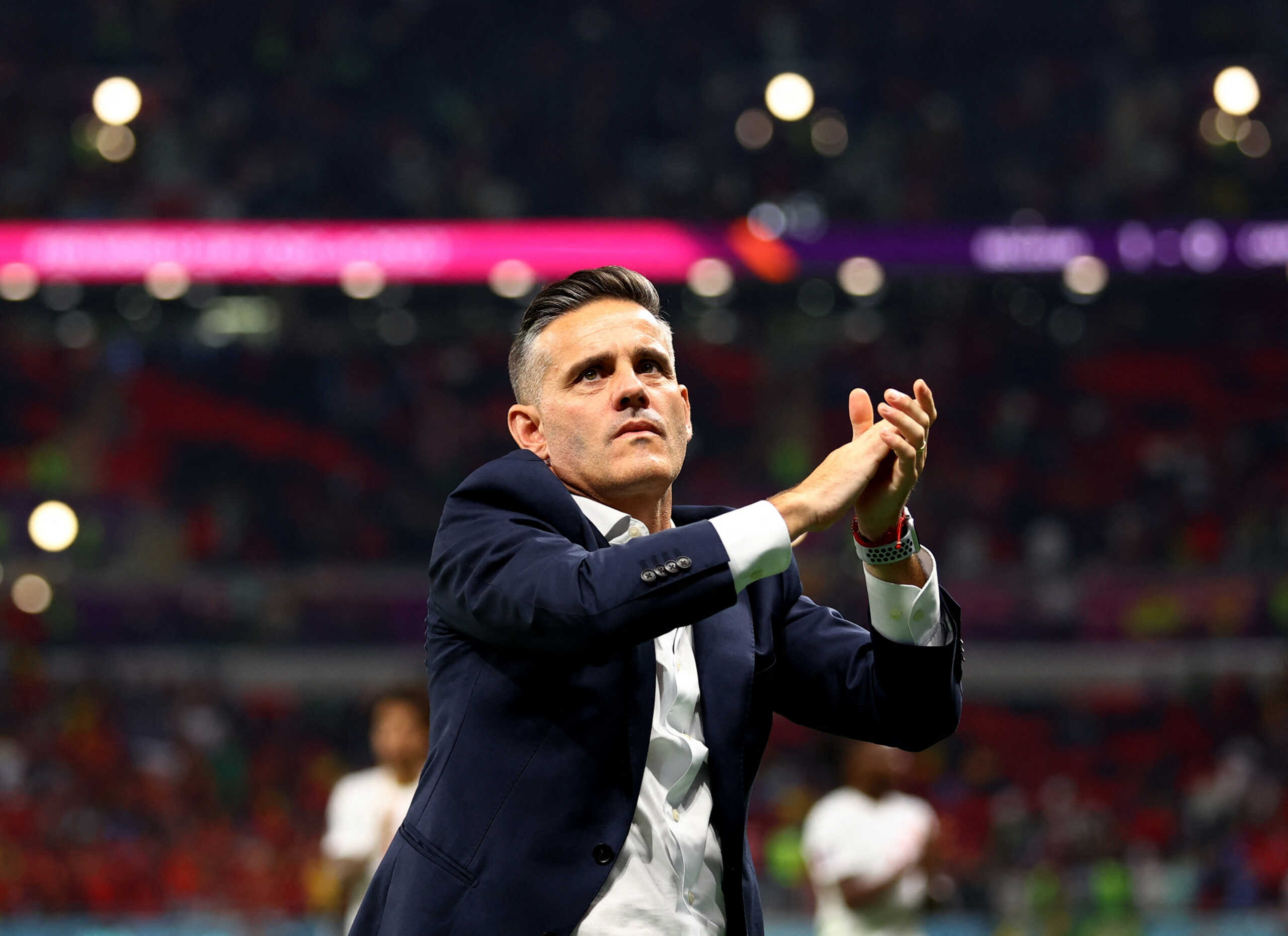 Soccer Football - FIFA World Cup Qatar 2022 - Group F - Belgium v Canada - Ahmad Bin Ali Stadium, Al Rayyan, Qatar - November 23, 2022 Canada coach John Herdman applauds fans after the match REUTERS