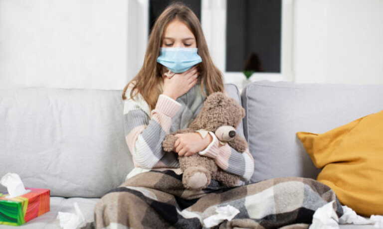 «Μέσα στον Φεβρουάριο η μείωση των κρουσμάτων γρίπης» - Τι λέει ο Μαγιορκίνης και για τις νέες μεταλλάξεις κορονοϊού