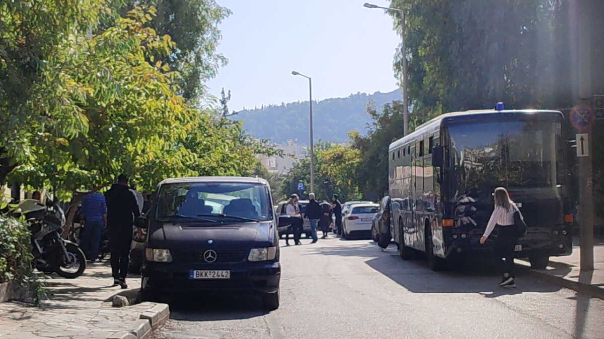 Βιασμός 12χρονης στον Κολωνό: Συνελήφθη και ένας 55χρονος