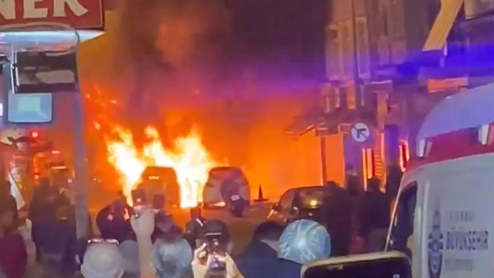 Κωνσταντινούπολη: Συναγερμός από έκρηξη σε αυτοκίνητο στην περιοχή Φατίχ