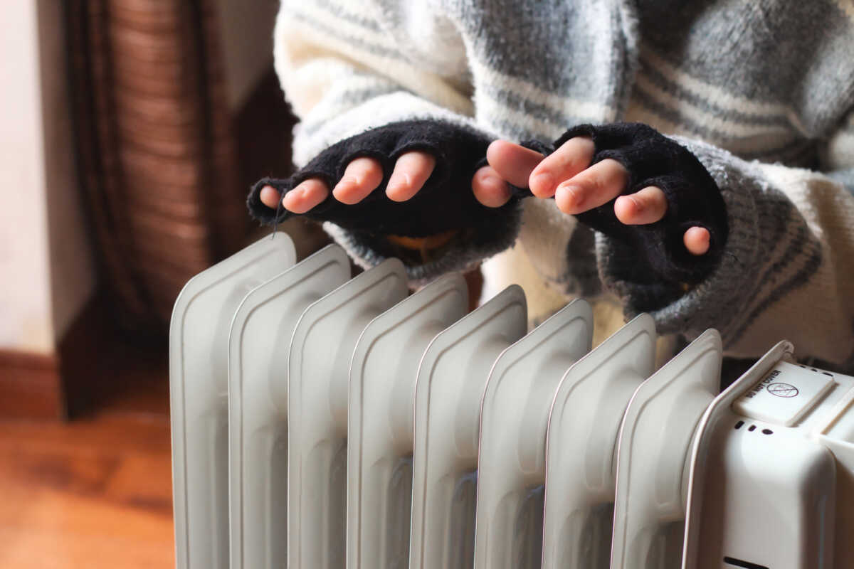 Επίδομα θέρμανσης: Πάνω από 800.000 οι αιτήσεις στο myΘέρμανση – 21 ερωτήσεις και απαντήσεις από την ΑΑΔΕ