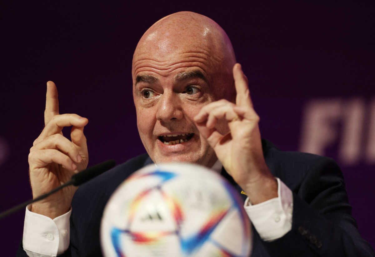 Ο Λαπόρτα επιβεβαίωσε την εμπλοκή της FIFA στη European Super League