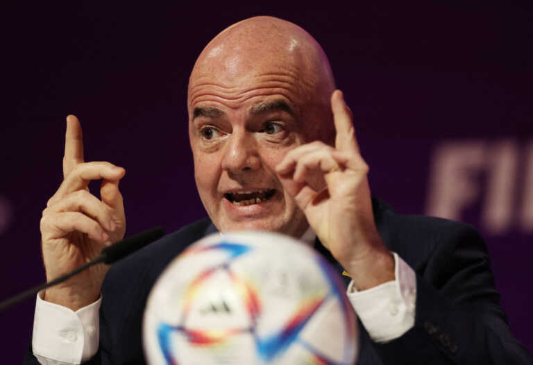Ο Λαπόρτα επιβεβαίωσε την εμπλοκή της FIFA στη European Super League