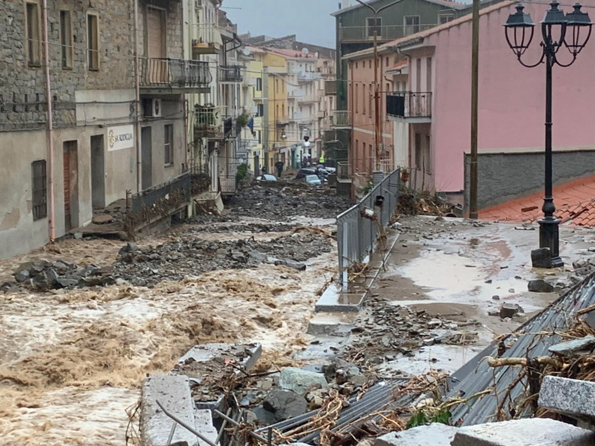 Ιταλία: 13 αγνοούμενοι μετά από κατολίσθηση στο νησί Ίσκια – Ανάμεσά τους και νεογέννητο παιδί