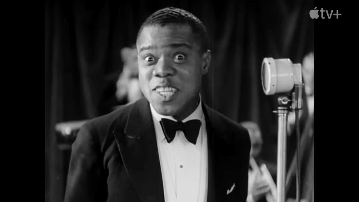 «Louis Armstrong’s Black & Blues»: Ντοκιμαντέρ για τον θρυλικό μουσικό της τζάζ στο Apple TV+