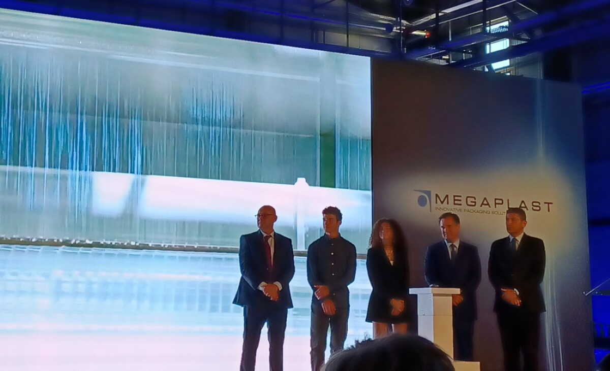 Megaplast: Επενδυτικό πρόγραμμα 40 εκατ. ευρώ έως το 2026 – Εγκαινίασε νέα βιομηχανική μονάδα στη Θήβα