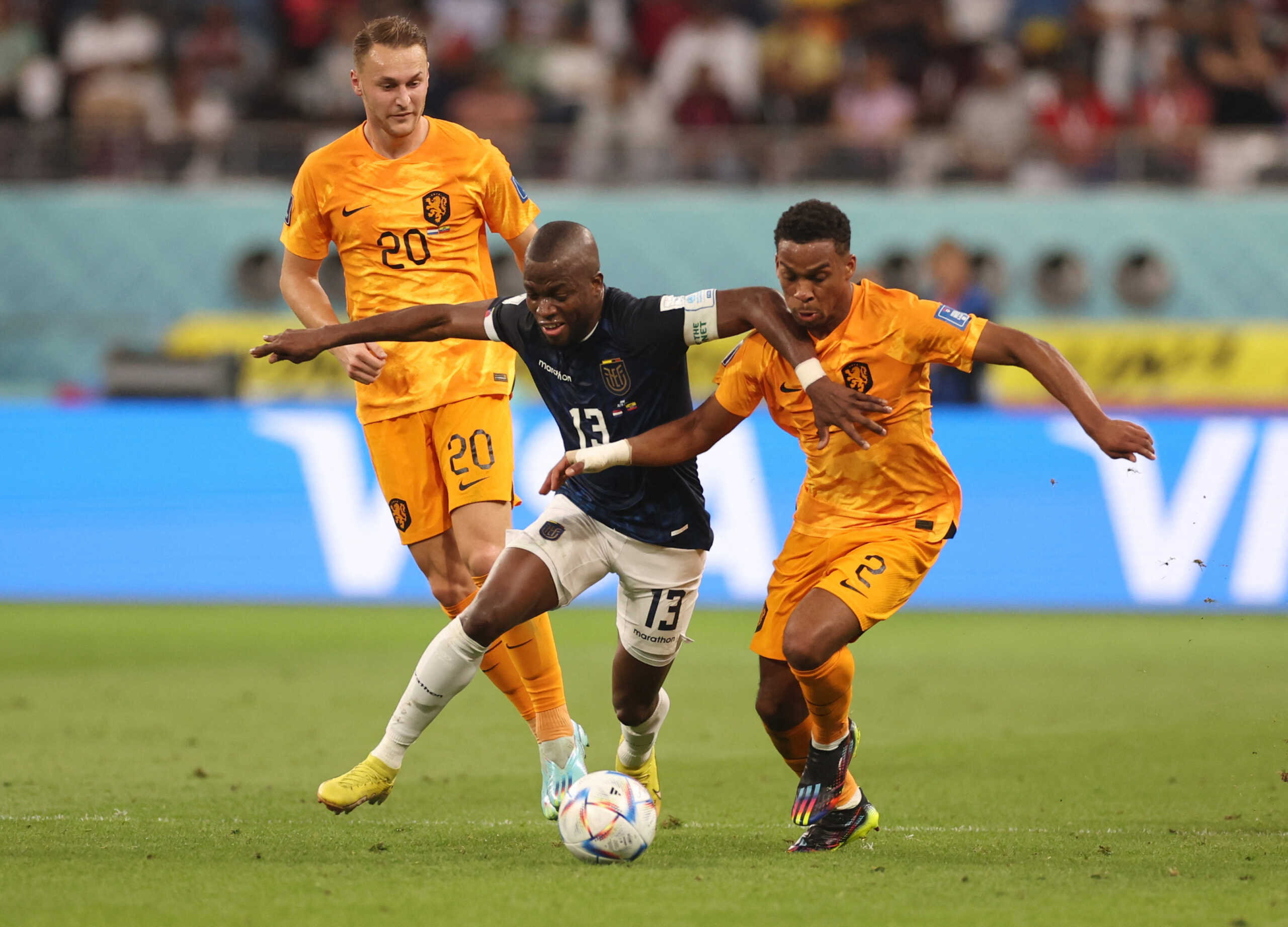 Soccer Football - FIFA World Cup Qatar 2022 - Group A - Netherlands v Ecuador - Khalifa International Stadium, Doha, Qatar - November 25, 2022  Ecuador's Enner Valencia in action with Netherlands' Jurrien Timber and Teun Koopmeiners REUTERS