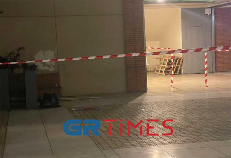 Σοκ στη Θεσσαλονίκη - Άνδρας έπεσε στο κενό από τον 6ο όροφο εμπορικού κέντρου