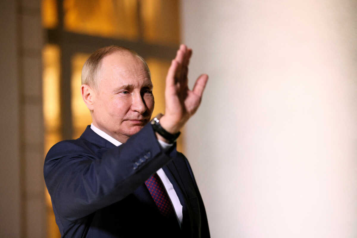 Russia's President Vladimir Putin waves farewell to Azerbaijan's President Ilham Aliyev after trilateral meeting with Armenia's Prime Minister Nikol Pashinyan in Sochi, Russia October 31, 2022.  Sputnik