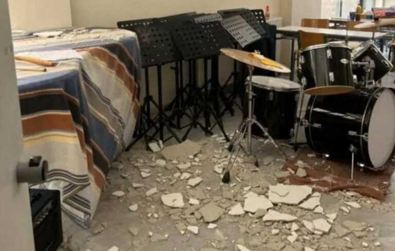 Μυτιλήνη: Τρόμος για 7 μαθητές στο μουσικό σχολείο από την πτώση σοβάδων - Δείτε τι έγινε σε πρόβα