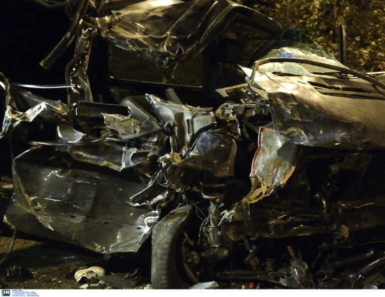 Εθνική Οδός Αθηνών – Κορίνθου: Οι πρώτες εικόνες από τροχαίο με έναν τραυματία σε ανατροπή αυτοκινήτου