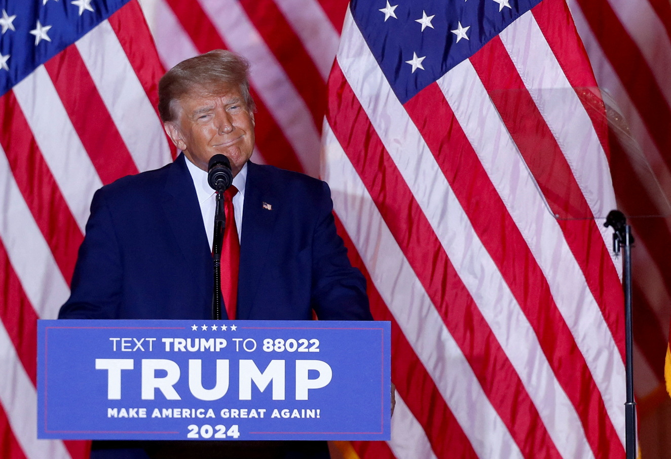 Former U.S. President Donald Trump gestures as he makes an announcement of his plans to run for president in the 2024 U.S. presidential election at his Mar-a-Lago estate in Palm Beach, Florida, U.S. November 15, 2022.  REUTERS
