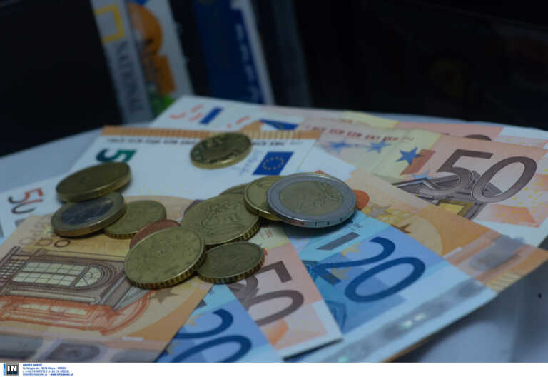 Σούπερ φορολοταρία της ΑΑΔΕ θα δώσει από 100.000 ευρώ σε 12 τυχερούς - Ποιοι θα συμμετέχουν και πώς