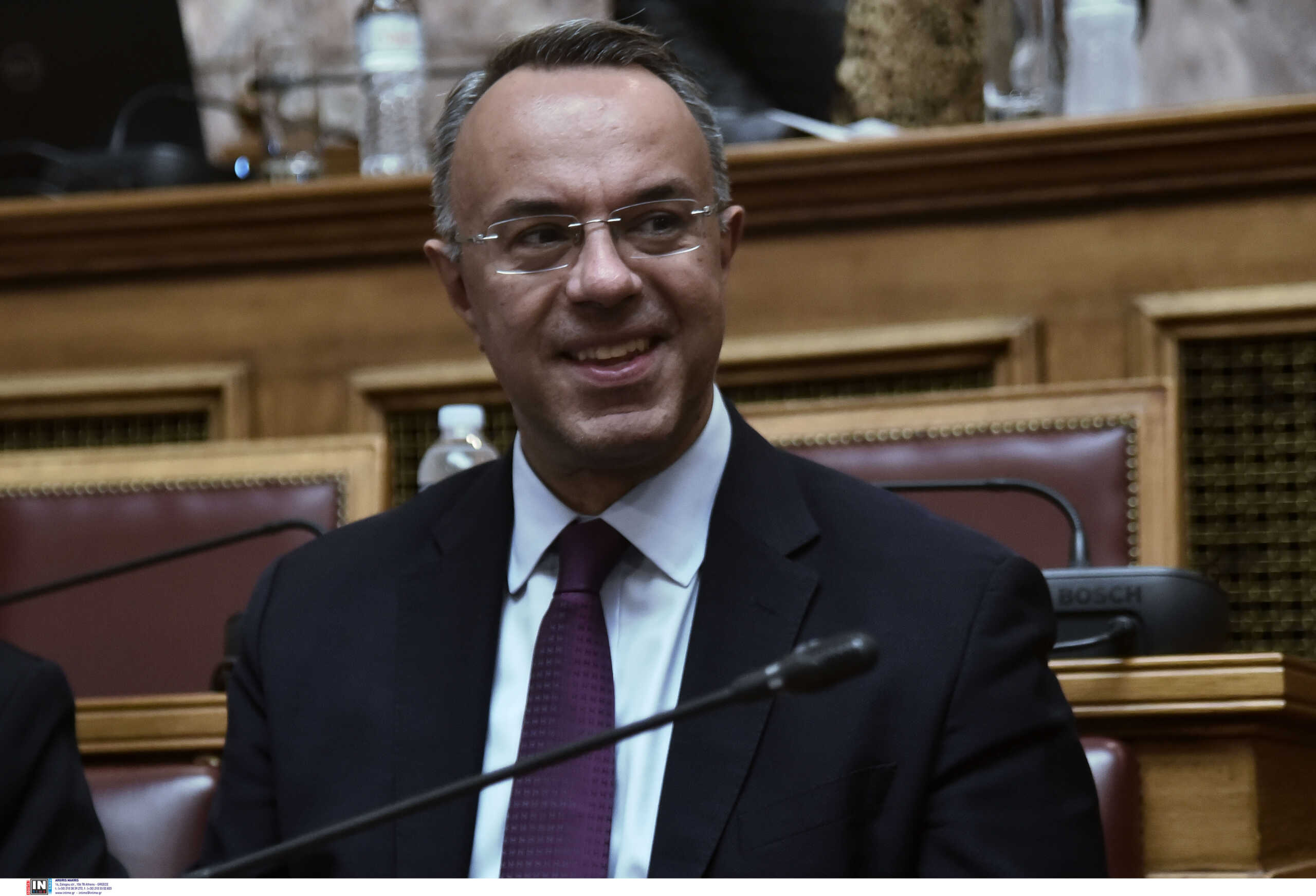 ÄÉÁÑÊÇÓ ÅÐÉÔÑÏÐÇ ÏÉÊÏÍÏÌÉÊÙÍ ÕÐÏÈÅÓÅÙÍ èá óõíåäñéÜóåé ìå èÝìá çìåñÞóéáò äéÜôáîçò:
ÅîÝôáóç ôïõ ó÷åäßïõ íüìïõ ôïõ Õðïõñãåßïõ Ïéêïíïìéêþí «Êýñùóç ôïõ Êñáôéêïý Ðñïûðïëïãéóìïý ïéêïíïìéêïý Ýôïõò 2023».
Ãåíéêïß ÅéóçãçôÝò: ËÜæáñïò Ôóáâäáñßäçò, Åõôõ÷ßá Á÷ôóéüãëïõ, Êùíóôáíôßíïò Óêáíäáëßäçò, Íéêüëáïò Êáñáèáíáóüðïõëïò, Âáóßëåéïò ÂéëéÜñäïò êáé Ãåþñãéïò ËïãéÜäçò.
Åéäéêïß ÅéóçãçôÝò: ÉùÜííçò ÊåöáëïãéÜííçò, Óôáýñïò ÊåëÝôóçò, ¶ííá ÌÜíç - Ðáðáäçìçôñßïõ, Âáóßëåéïò - Íéêüëáïò ÕøçëÜíôçò, ÓùêñÜôçò ÖÜìåëëïò, ÁëÝîáíäñïò (ÁëÝîçò) ×áñßôóçò, Ìáñßá - Åëßæá (Ìáñéëßæá) Îåíïãéáííáêïðïýëïõ, Ãåþñãéïò Áñâáíéôßäçò, Áíôùíßá (Ôüíéá) Áíôùíßïõ, ÄéáìÜíôù ÌáíùëÜêïõ, Êùíóôáíôßíïò ×Þôáò, Êñßôùí - Çëßáò ÁñóÝíçò êáé ÖùôåéíÞ ÌðáêáäÞìá.
 *ÊáôÜ ôçí Ýíáñîç ôçò ðñþôçò óõíåäñßáóçò èá ãßíåé åíçìÝñùóç áðü ôïí ÁíáðëçñùôÞ Õðïõñãü Ïéêïíïìéêþí, ê. Èåüäùñï ÓêõëáêÜêç, ãéá ôïí Ðñïûðïëïãéóìü Åðéäüóåùí ïéêïíïìéêïý Ýôïõò 2023.