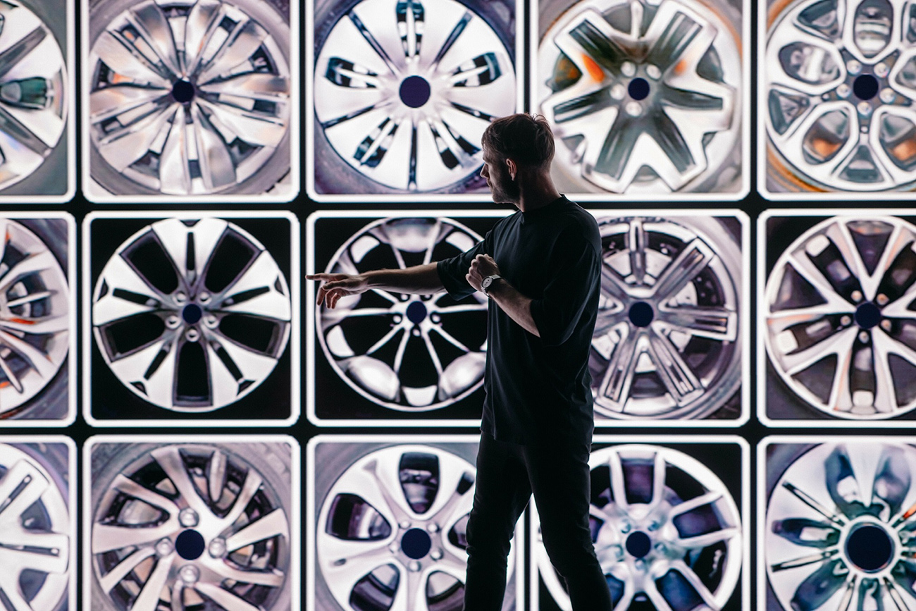 “Out of the box thinking” – designers are inspired by details in FelGAN’s creations.