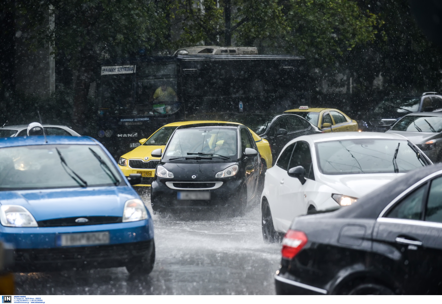 Καιρός – Meteo: Συννεφιασμένη Κυριακή – Πού θα πέσουν βροχές,  καταιγίδες και χιόνια