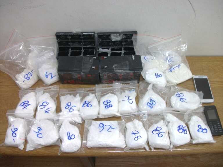 Ηγουμενίτσα: Βρήκαν 11,5 κιλά κοκαΐνη αξίας 500.000 ευρώ – Την ξετρύπωσε ο σκύλος της δίωξης ναρκωτικών