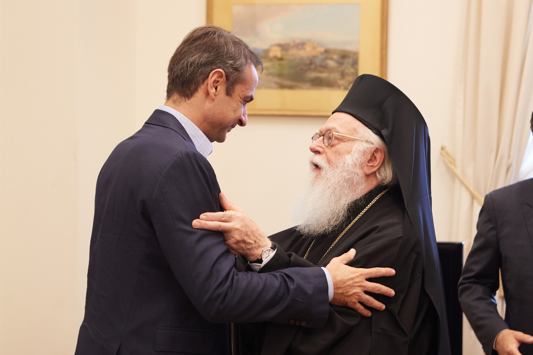Μητσοτάκης σε αρχιεπίσκοπο Αλβανίας Αναστάσιο – «Είστε αποκούμπι της ελληνικής μειονότητας»