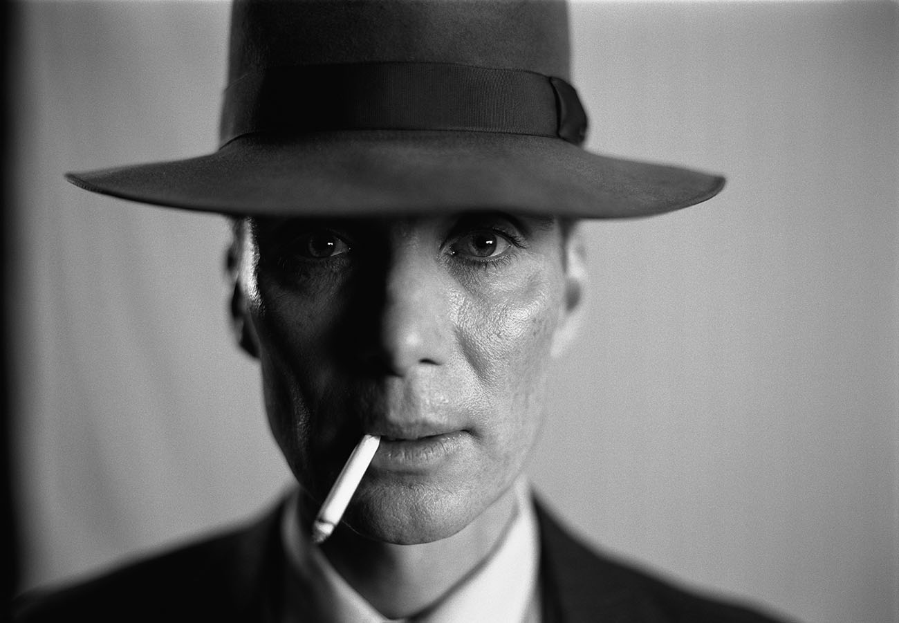 Cillian Murphy as J. Robert Oppenheimer in OPPENHEIMER, written and directed by Christopher Nolan.
This still is an 11K scan of a 70mm B&W IMAX film frame