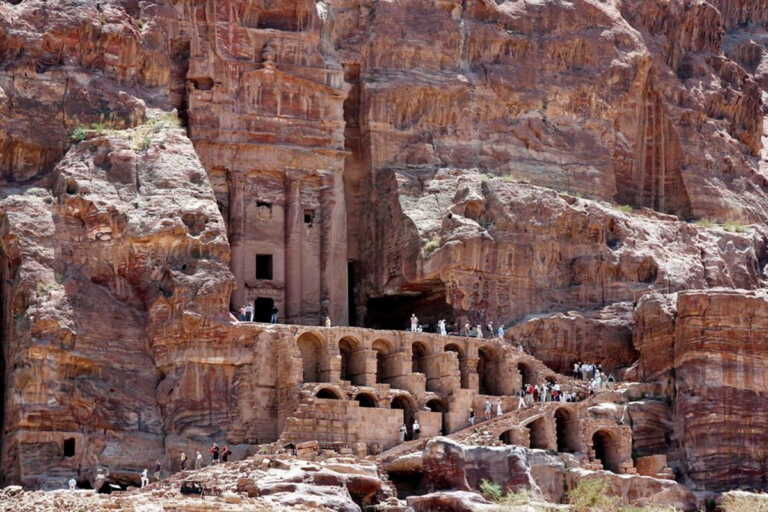 Κατακλυσμιαία βροχή πλημμύρισε την αρχαία πόλη της Πέτρας στην Ιορδανία – Απίστευτα βίντεο