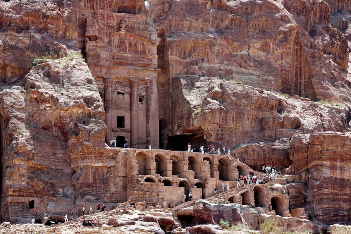 Ιορδανία: Κατακλυσμιαία βροχή πλημμύρισε την αρχαία πόλη της Πέτρας – Απίστευτα βίντεο
