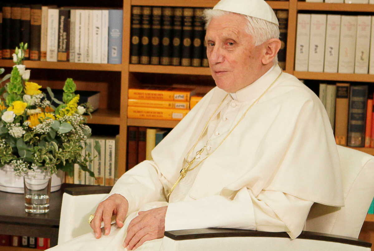 Πάπας Βενέδικτος: Συλλυπητήρια του ελληνικού Υπουργείου Εξωτερικών