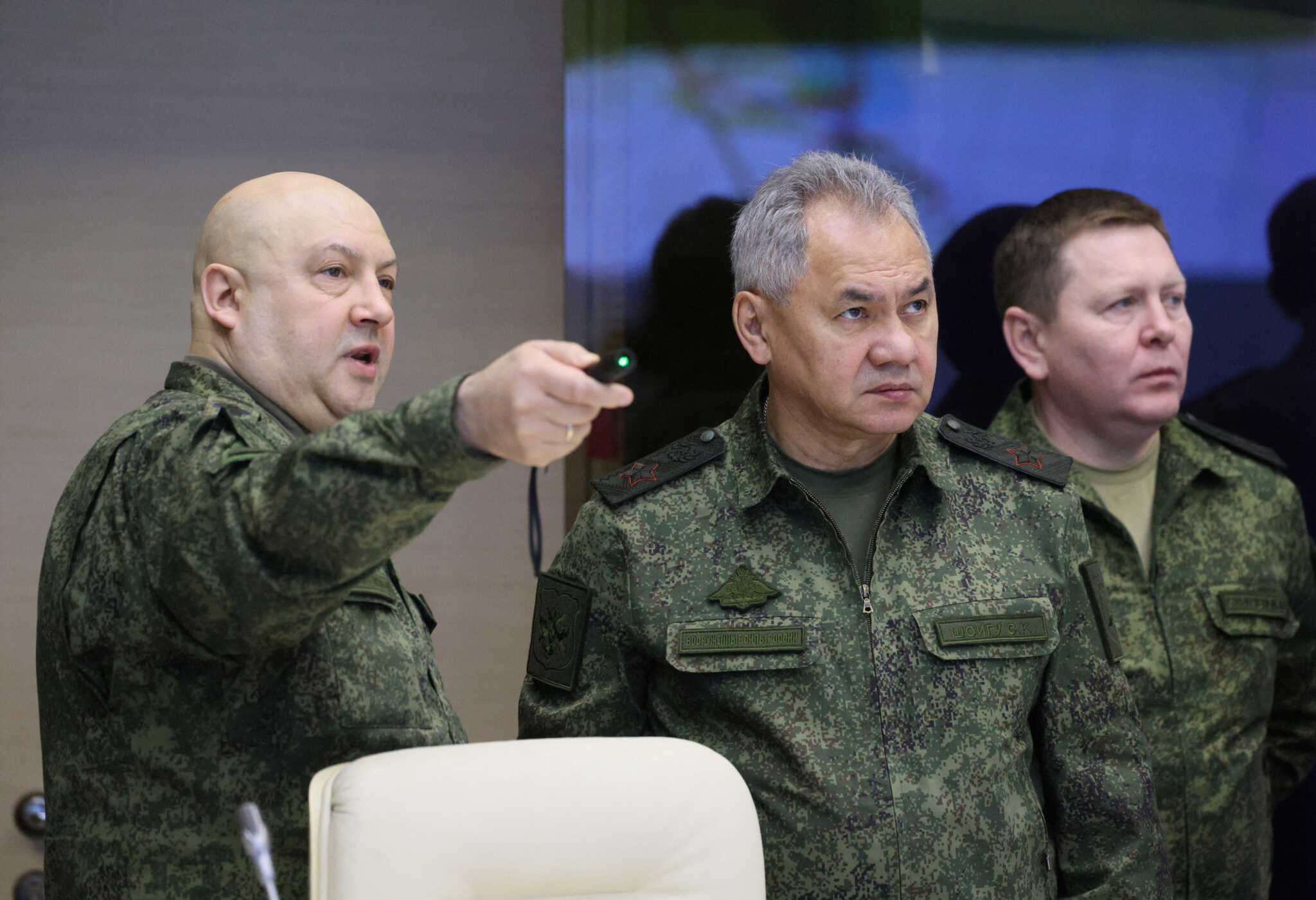 Штаб объединенной группировки войск. Шойгу Герасимов Суровикин. Суровикин и Шойгу.