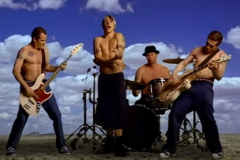 Το «Californication» των Red Hot Chili Peppers σπάει το φράγμα του 1 δισ. views στο Youtube