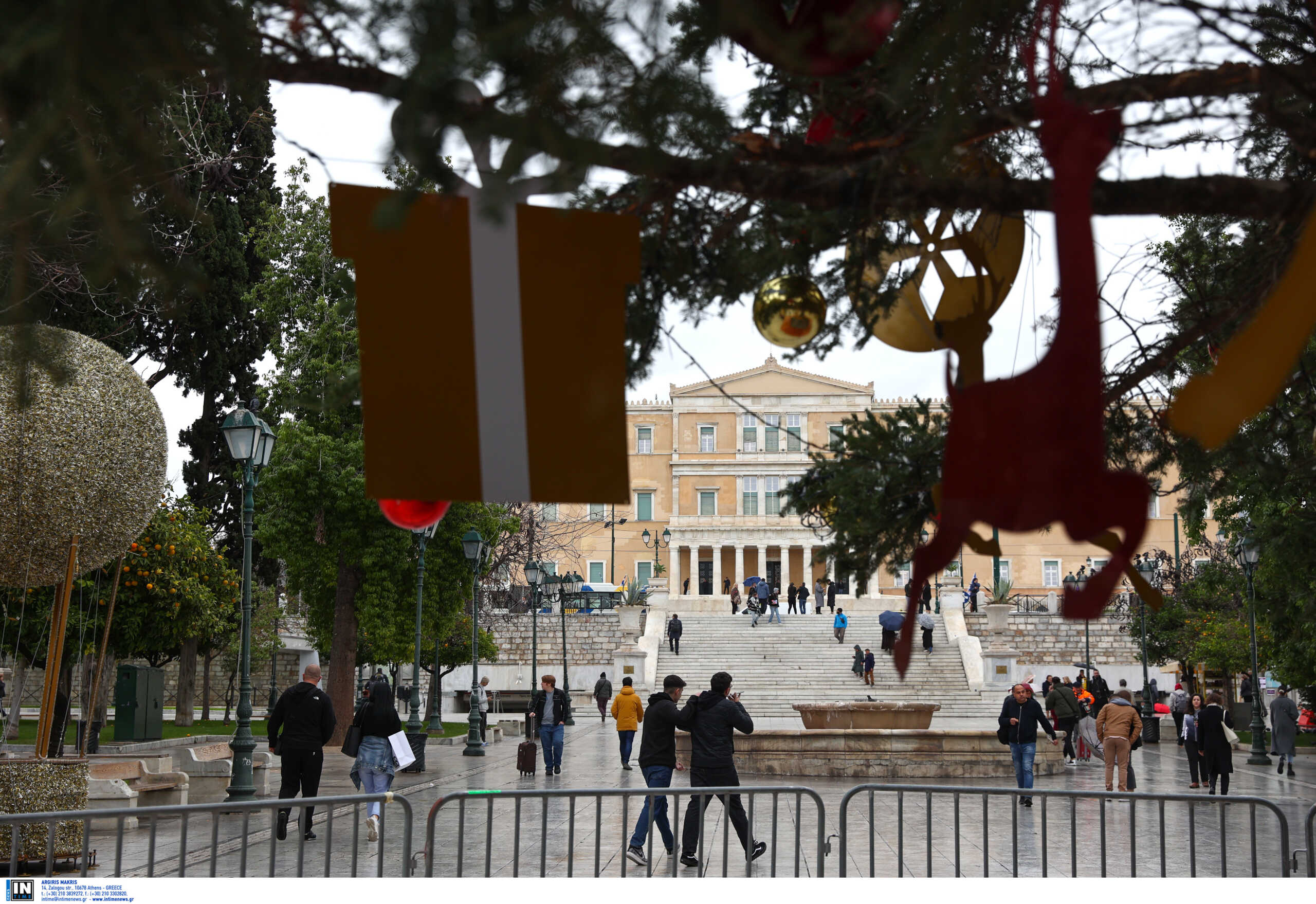 Καιρός Χριστουγέννων: Ζέστη σε Ελλάδα και Ευρώπη και ανοιξιάτικο τοπίο