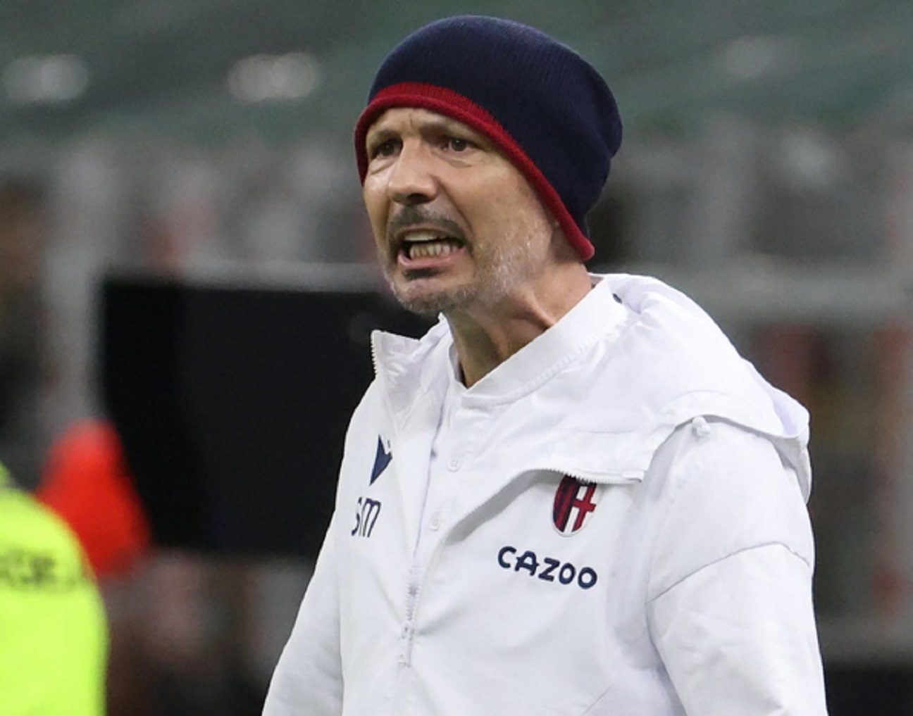 epa10142565 Bologna’s head coach Sinisa Mihajlovic reacts during the Italian Serie A soccer match between AC Milan and Bologna  at Giuseppe Meazza stadium in Milan, Italy, 27 August 2022.  EPA